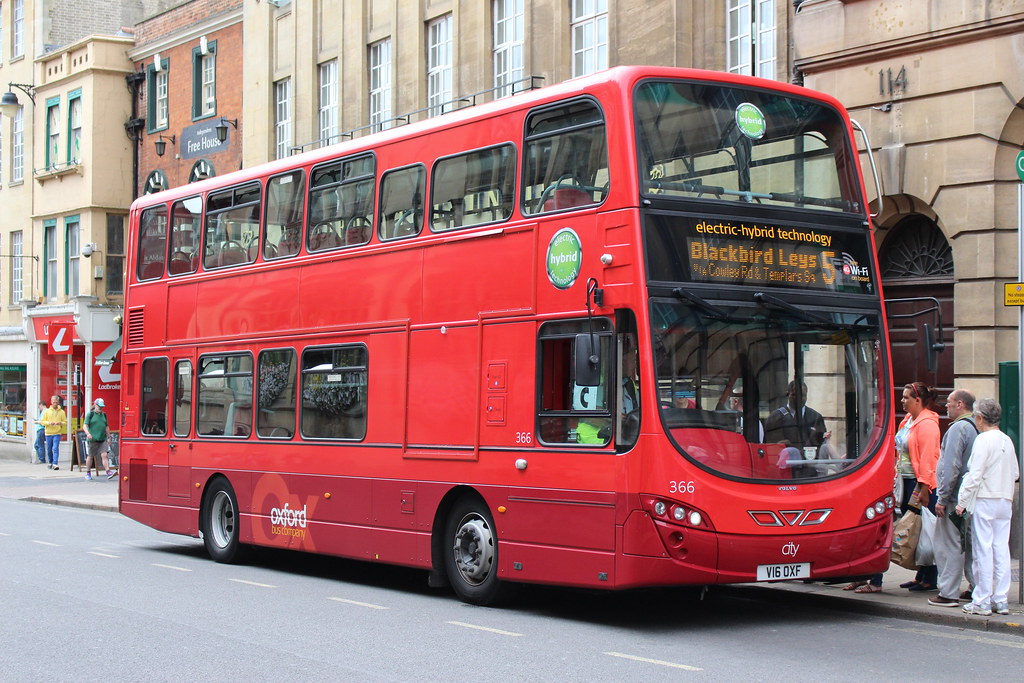 366 V16OXF Oxford Motors Svs Oxford, 12th August 2015. Flickr