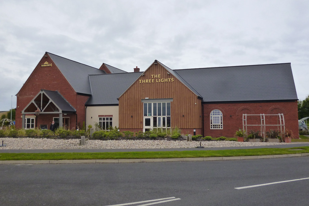 'Three Lights' Herring Arm Road, Fleetwood. 2015 'Three Li… Flickr