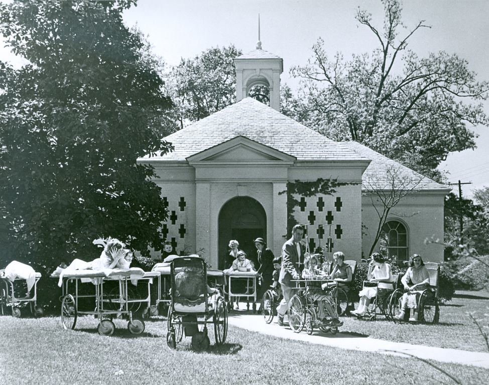 Warm Springs Chapel Polio patients socialize on the lawn o… Flickr