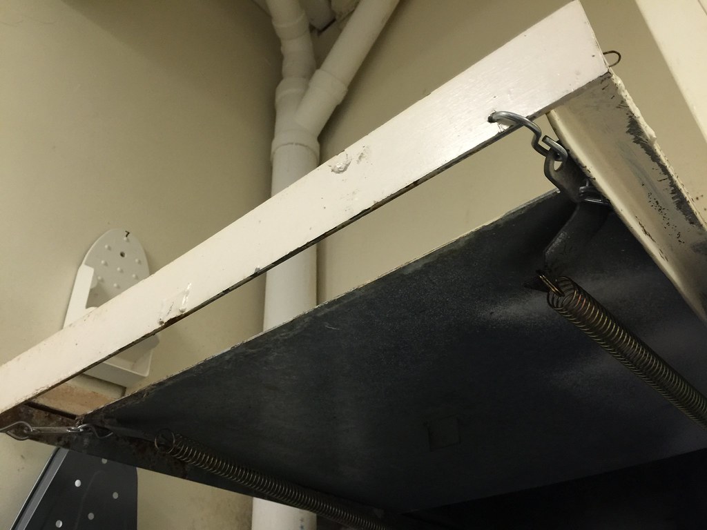 PIP Item 5 Main Linen Chute Door Functional; Fusible Link… Flickr