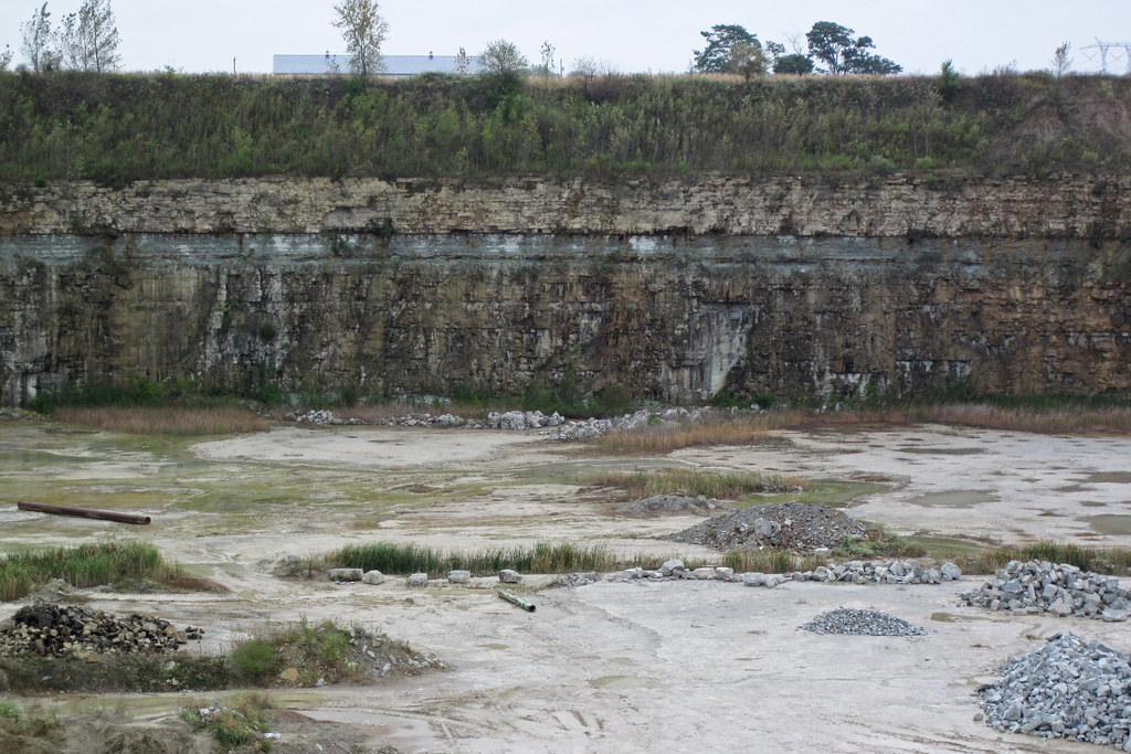 St. Paul Stone Quarry (St. Paul, Indiana, USA) The St. Pau… Flickr