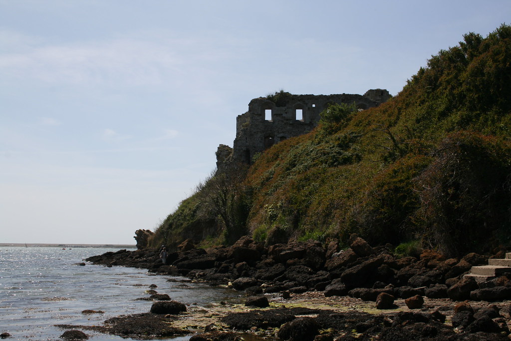 Castle Cove, Weymouth Jon Combe Flickr