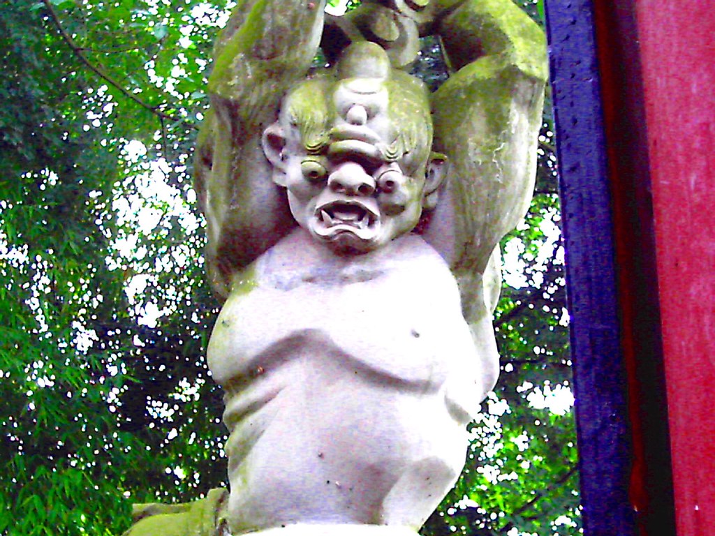 Ugly Statue (Color Edited) This is the first time I have e… Flickr