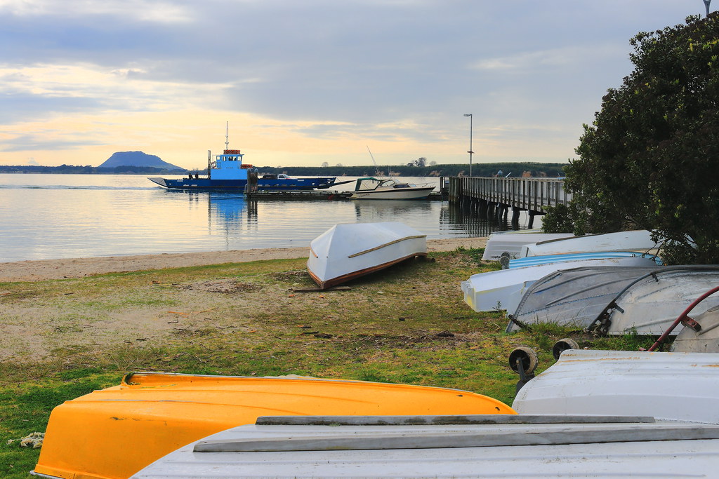 Matakana Ferry.2 ArtyFx. Flickr