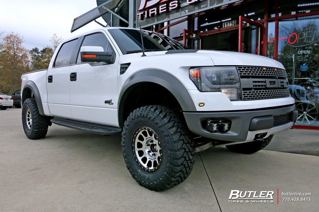 Ford Raptor with 17in Method Racing NV Wheels and Toyo MT Tires a