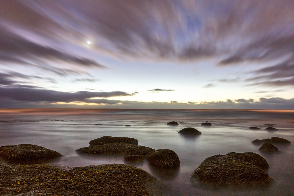 sunsetcliffs after sunset with moon1 Sunset Cliffs, Point… Flickr