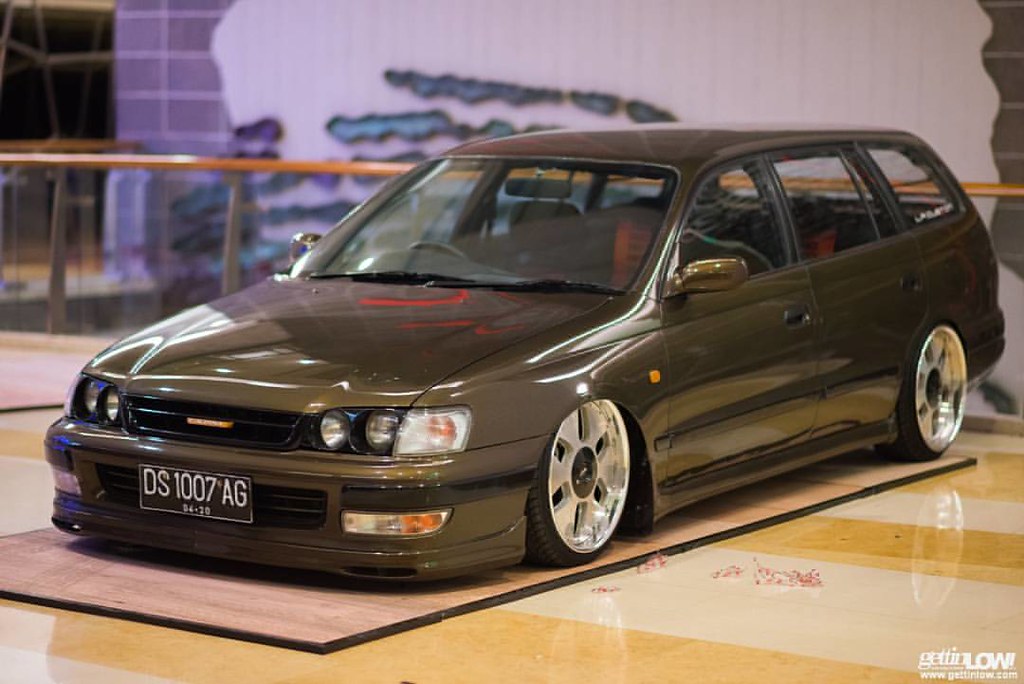 // watch all the amazing cars displayed on Kuningan City d… Flickr