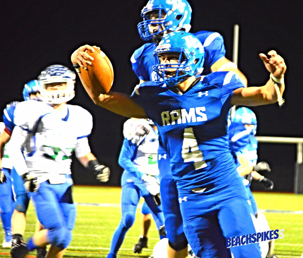 Blue Hills v. Upper Cape Football/David Coakley 12/1/2016 … Flickr