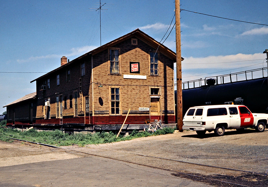 SOO, Harvey, North Dakota, 1980 Soo Line Railroad depot an… Flickr