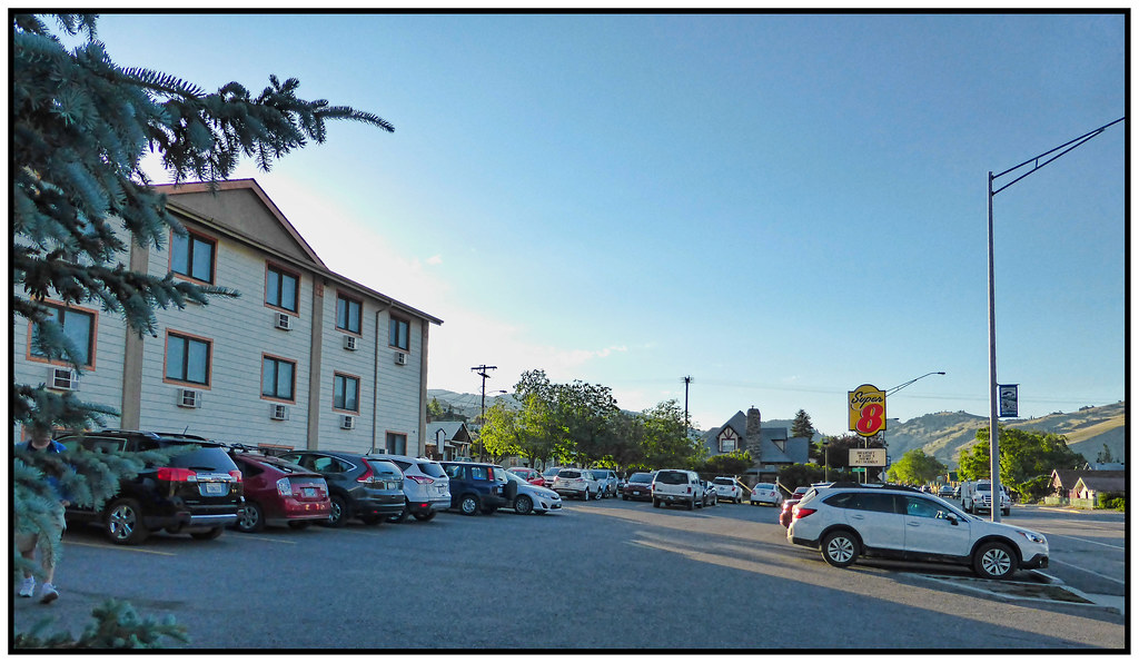 USA 2015. Our Motel The Super 8 Motel, Gardiner, Montana, … Flickr