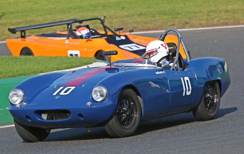 Mallory Park, 11th. October 2015. Action from Mallory Park… Flickr