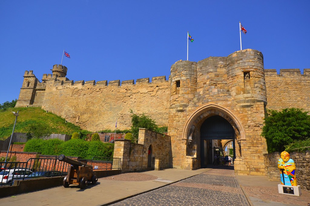 Lincoln Castle The Entrance with Observatory Tower. The Ca… Flickr
