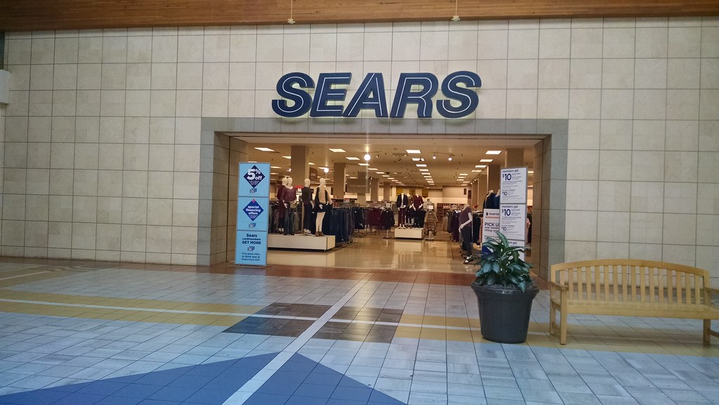 Sears Louis Joliet Mall The Louis Joliet Mall opened its d… Flickr