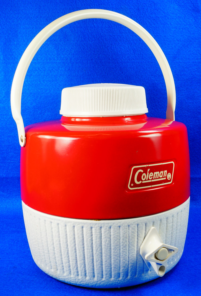 RD10875 Vintage 1970's Coleman 1 Gallon Water Jug Cooler R… Flickr