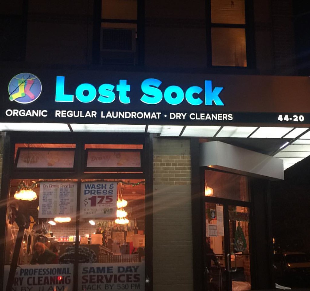 Laundromat Astoria FunnyBusinessNames FunWithBusiness … Flickr