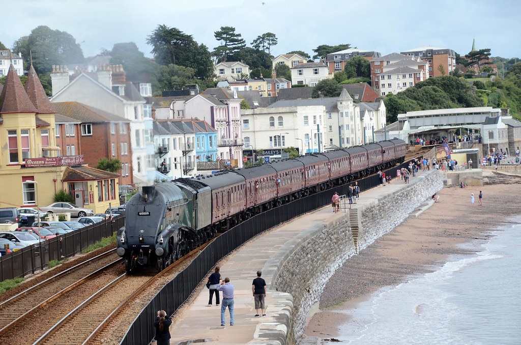 60009 1Z37 Dawlish 60009 trundles down Marine Parade, Dawl… Flickr