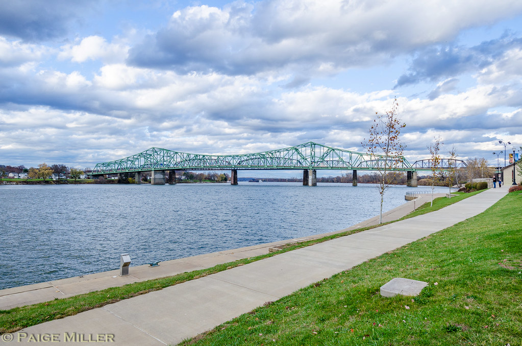 Parkersburg, WV Ohio River, crossed by the ParkersburgBel… Flickr