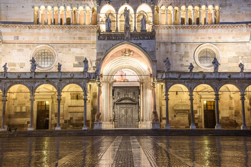 Cremona Cattedrale REGIONE LOMBARDIA Want to use this im… Flickr