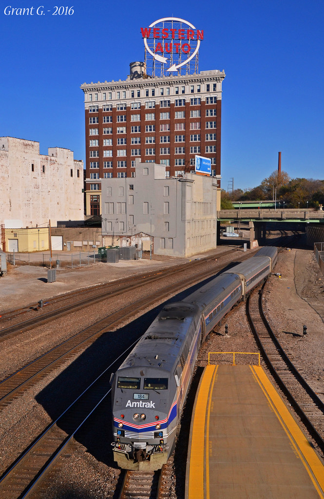 Westbound Passenger Train in Kansas City, MO Amtrak train … Flickr