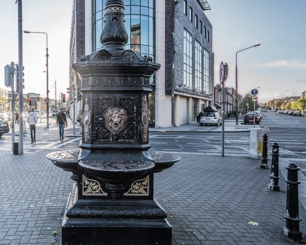 THE FIVE LAMPS [A POPULAR LANDMARK IN DUBLIN]122937 Flickr