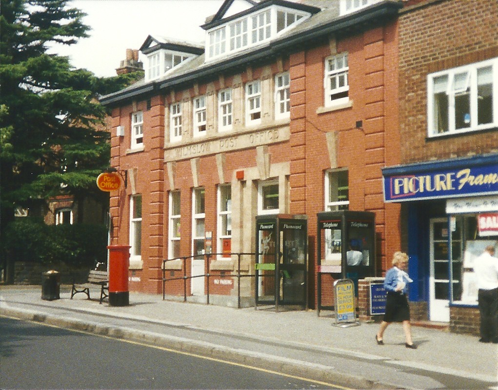 Hawthorn Lane, Wilmslow Wilmslow's former Post Office. I n… Flickr