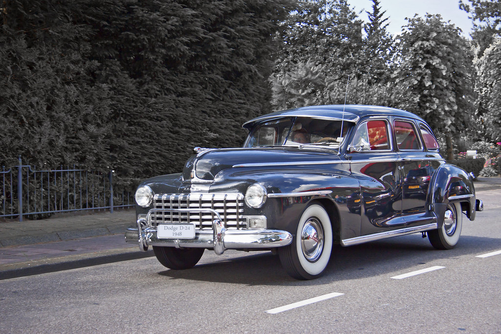 Dodge D24 1948 (1320) Manufacturer Dodge, Division of