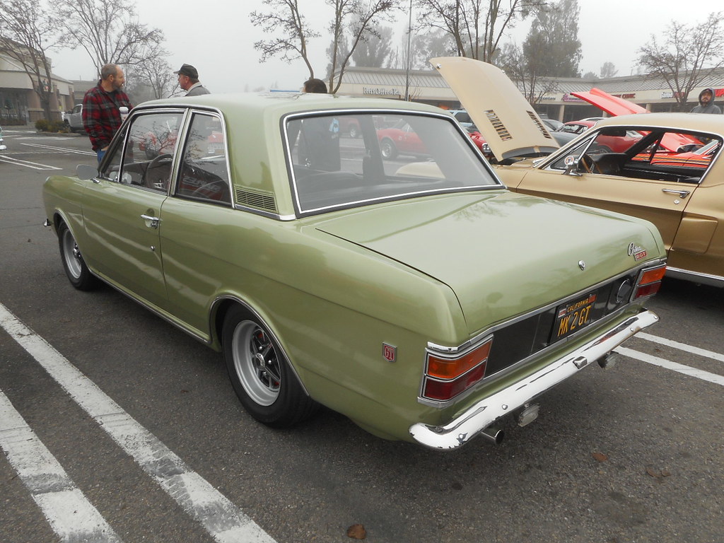 Cars & Coffee, Petaluma 11517 034 Craig Owens55 Flickr