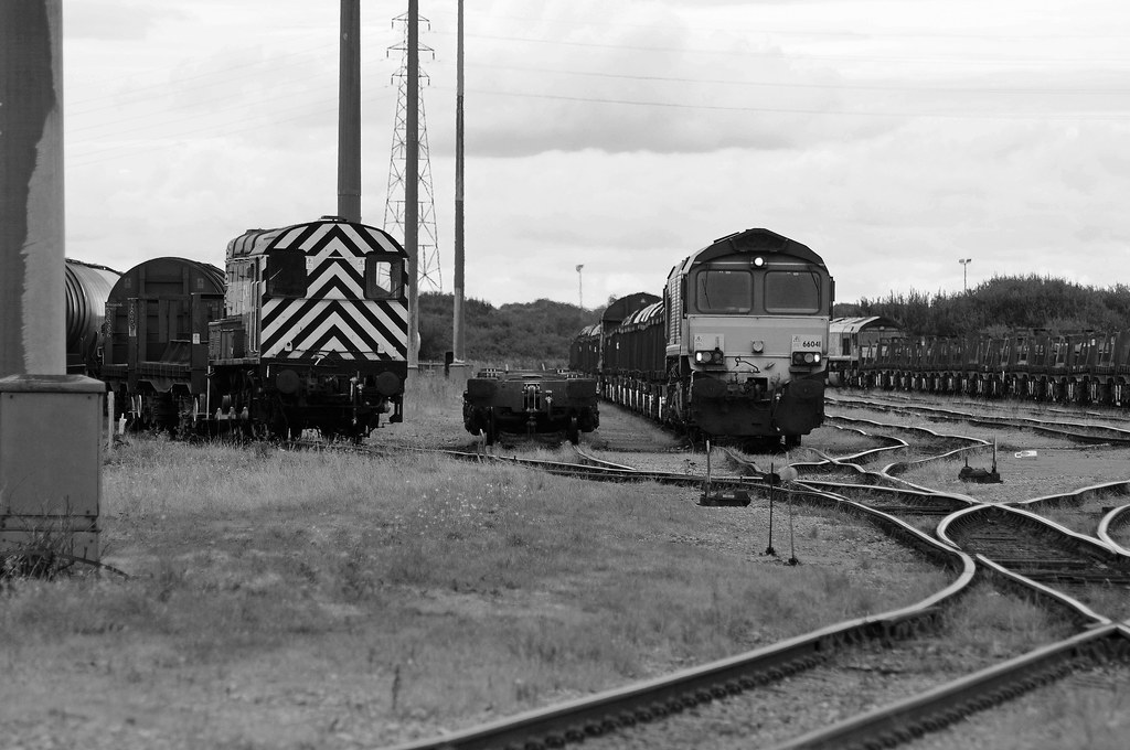 Margam 29755bw Looking east along Margam yard with "66041"… Flickr