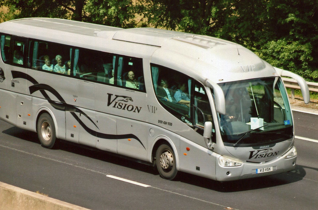 Huyton Mini Coaches, Widnes (CH) V13 VSN (YN06 NYB) Flickr