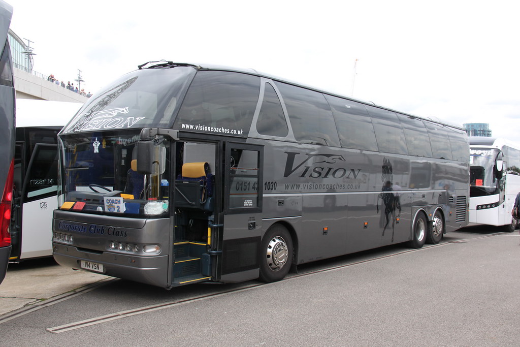137410 Huyton Mini Coaches, Widnes (CH) V14VSN Wembley sta… Ken