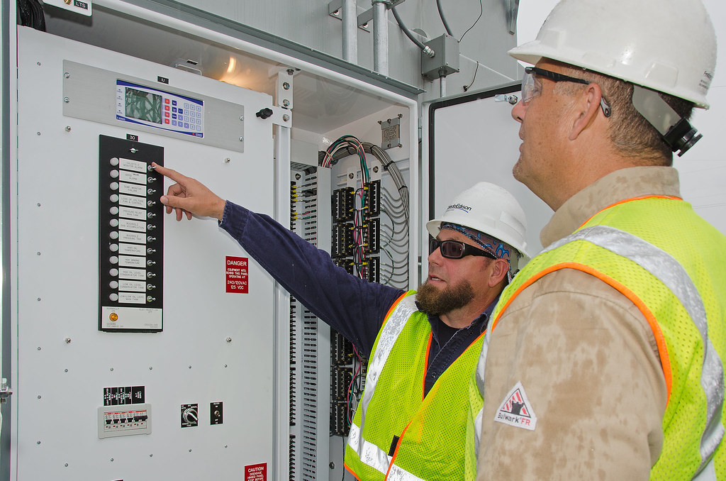 Projects Completed at Toledo Edison's Midway Substation