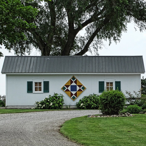 Shipshewana Quilt Barn Quilt Barn on a farm near Shipshewa… Flickr