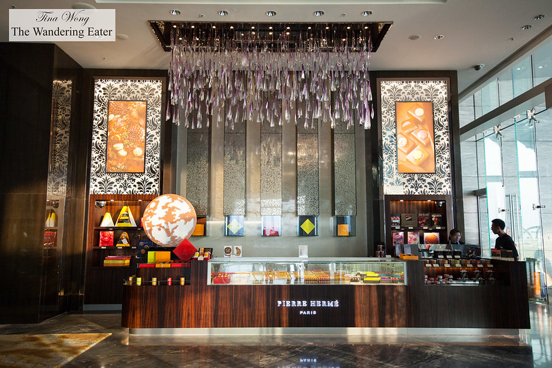 Ritz Carlton Hong Kong Amazing Presidential Suite & Fantastic