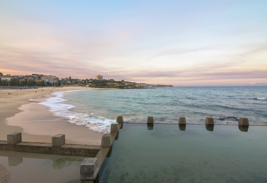 Coogee Beach Sydney Yet another shot of the rock pool and … Flickr