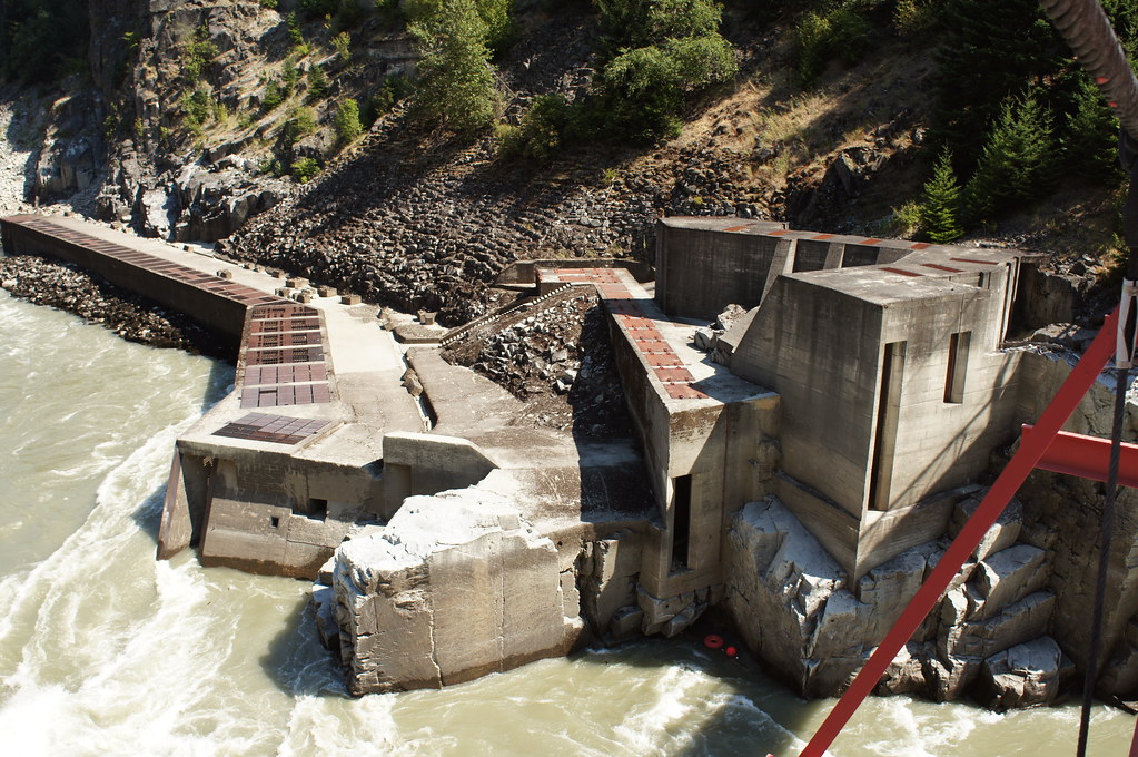 Hell's Gate, BC. Hells Gate is an abrupt narrowing of Brit… Flickr