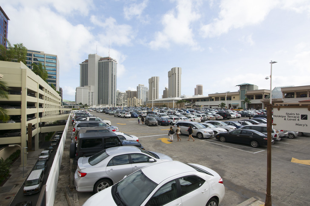 Parking Lot Ala Moana This was on Black Friday so there … Flickr