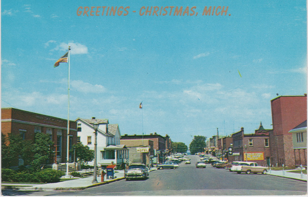 UP Munising MI 1950s GREAT Summer VIEW Downtown Elm Avenue… Flickr