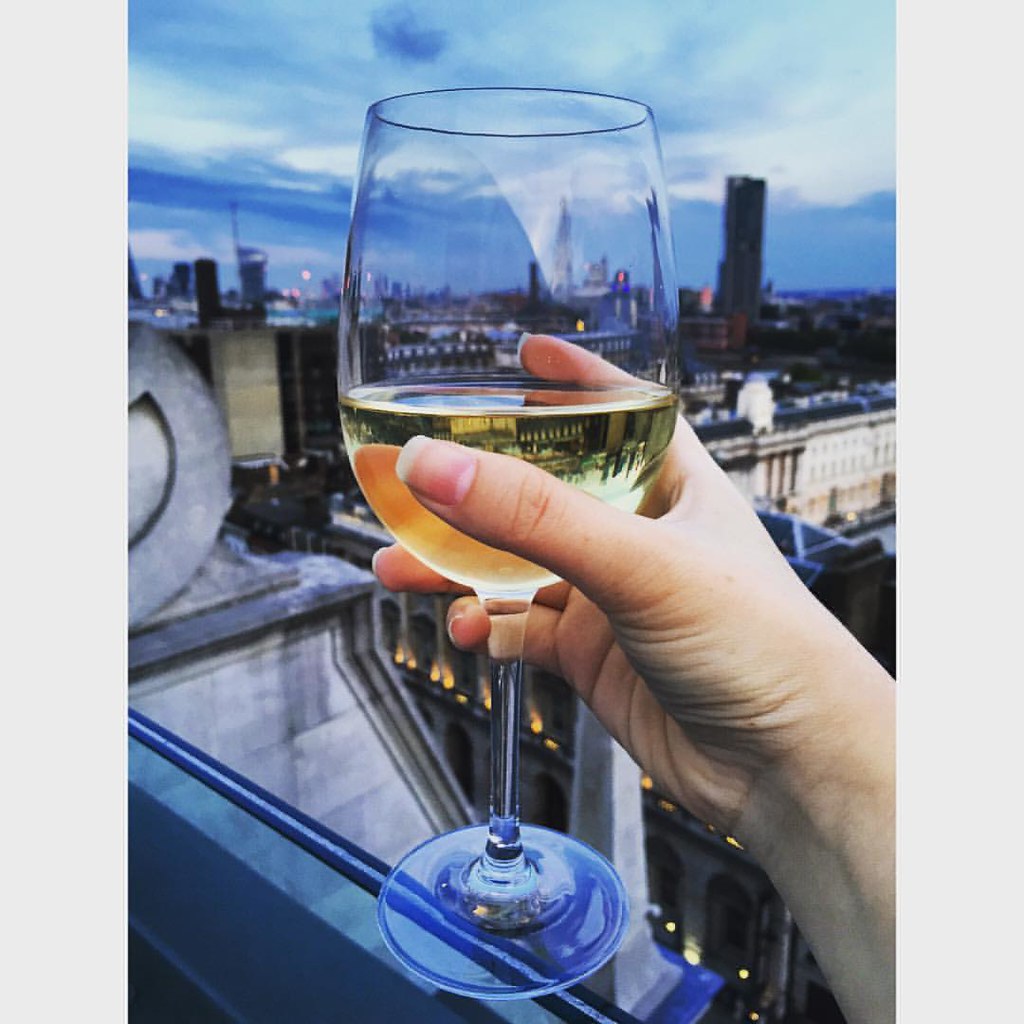 Cheers, London 😝🍷🍷🍷London mehotel me londonsky lo… Flickr