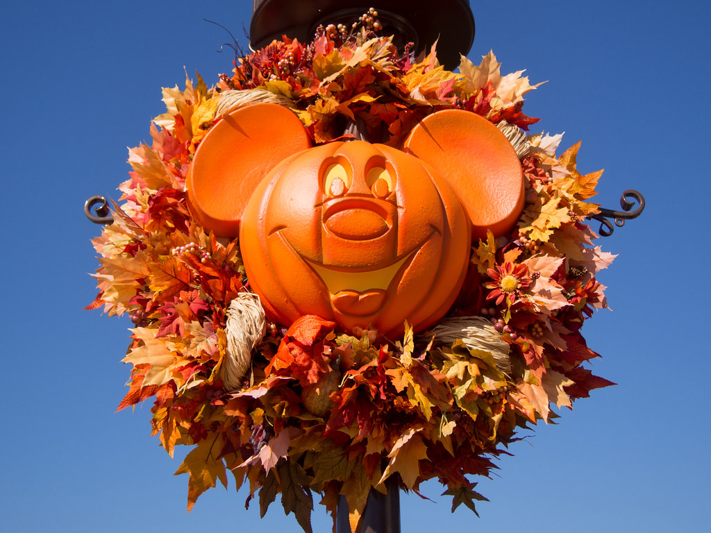 Mickey Mouse Halloween Decoration Halloween decoration at … Flickr