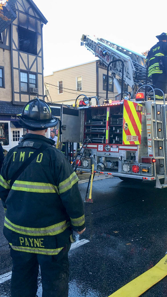 Larchmont MultiAlarm Structure Fire on Palmer Ave Flickr