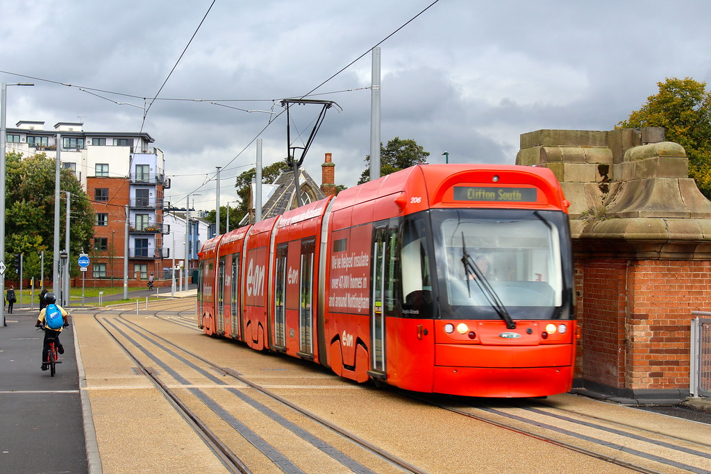 NET Tram 206 on the Wilford Toll Bridge, Nottingham Flickr