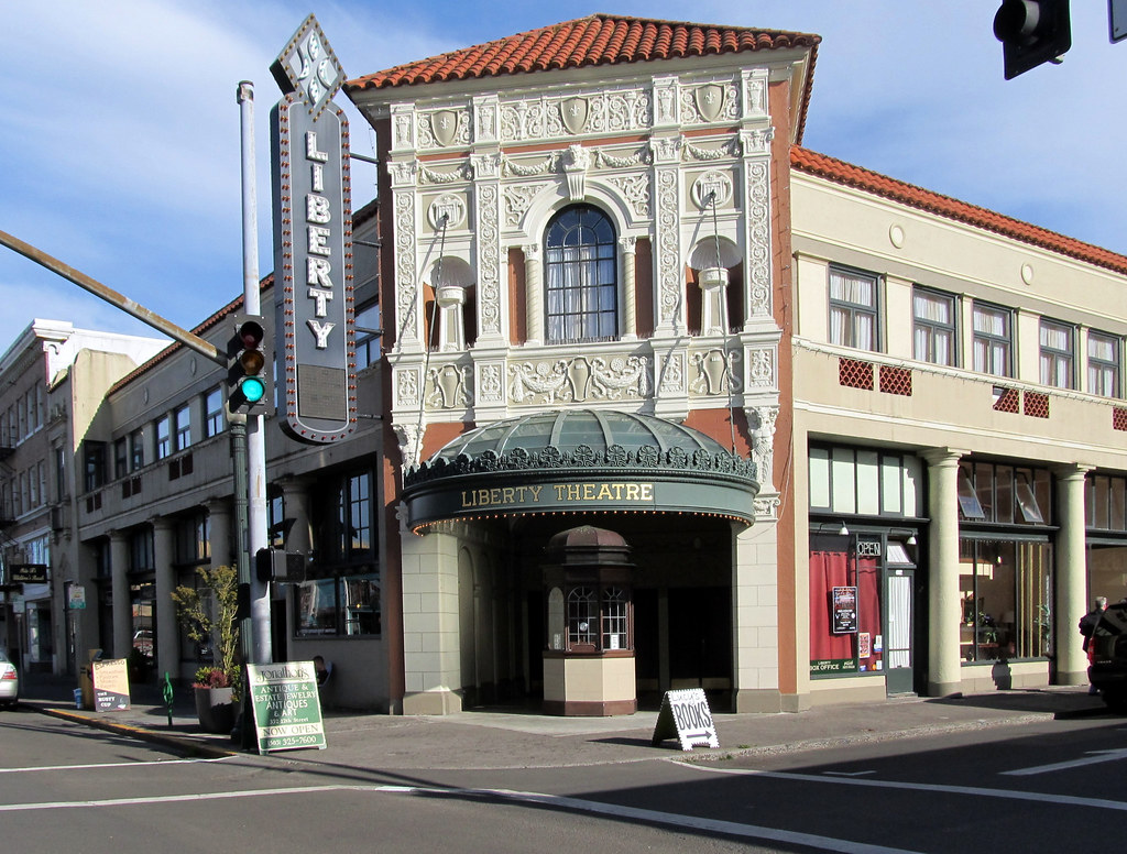 Liberty Theatre Astoria, Oregon KAZPIX