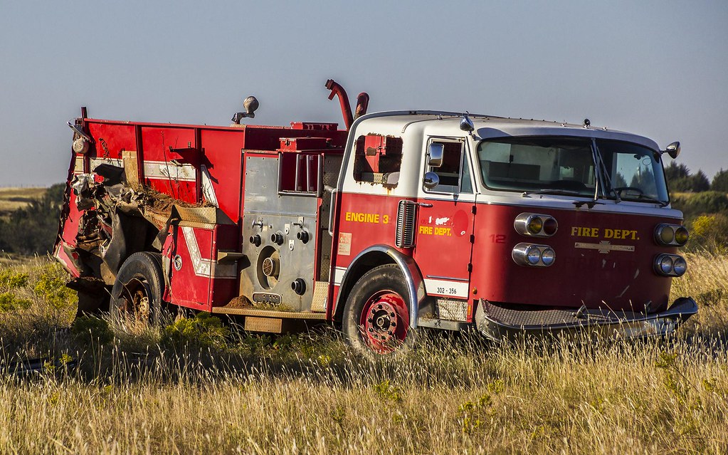 Engine No. 3 Found this fire truck abandoned in a field in… Flickr
