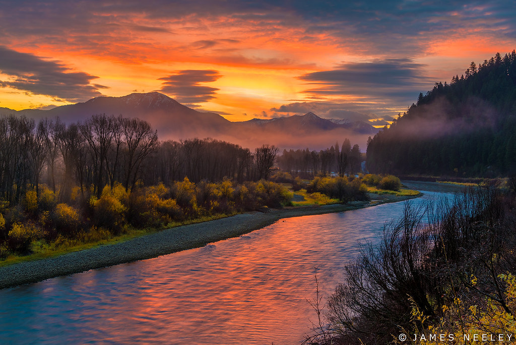 Snake River Sunrise The weather man said morning fog in Sw… Flickr