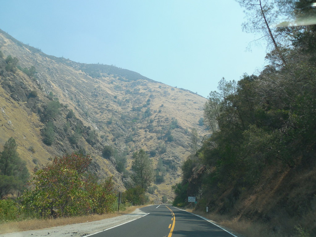 Merced River Valley CA Hwy 140 between Mariposa and El Por… Flickr