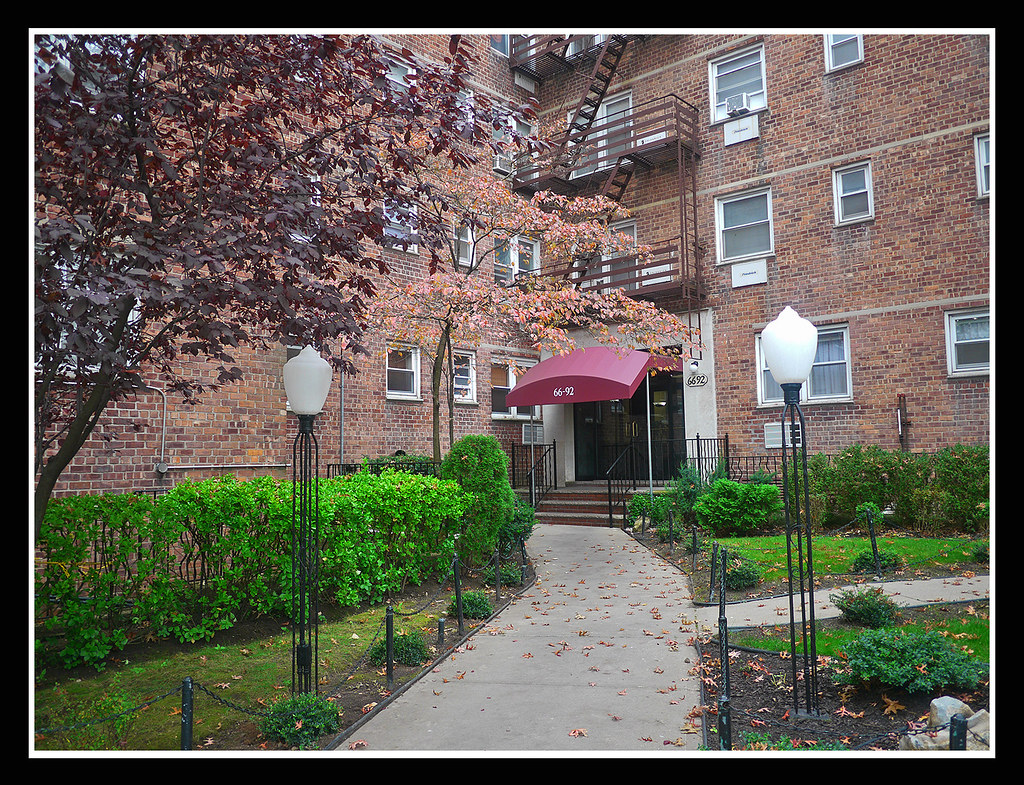 6692 5I Selfridge St. Forest Hills [Corry] Flickr
