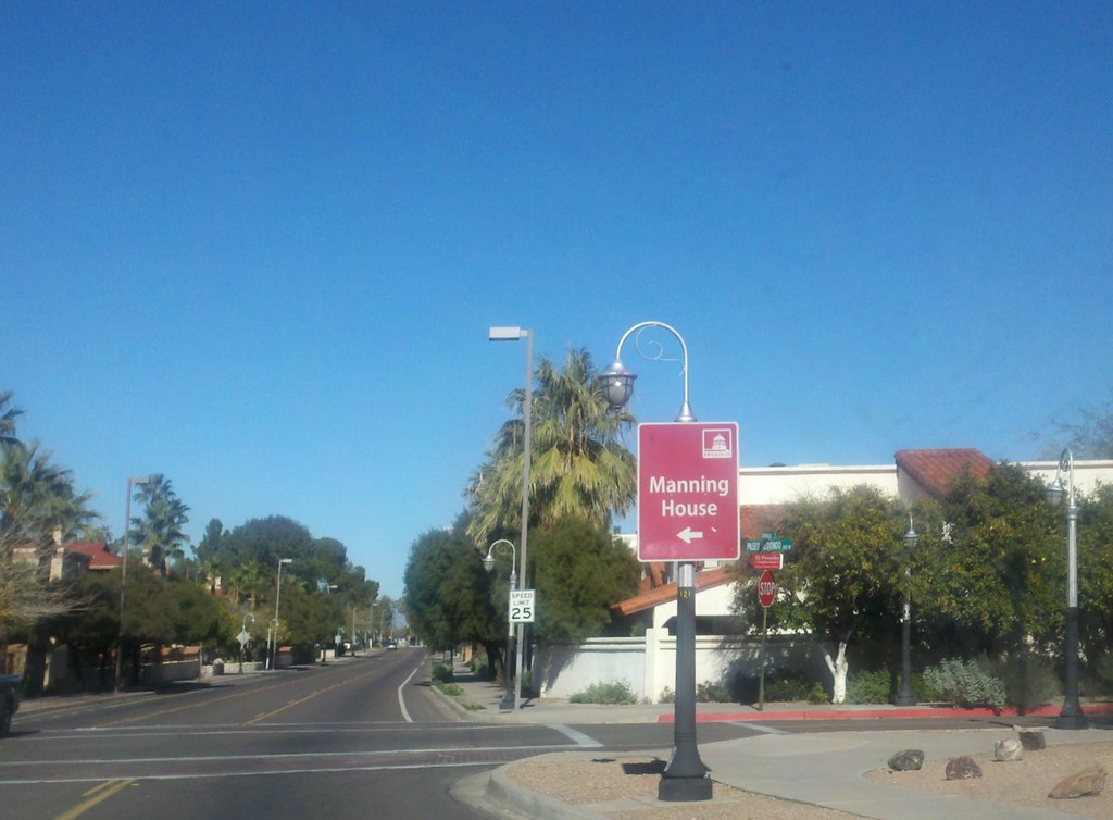 Sign, Manning House; El Presidio, Tucson, Arizona 20111225… Flickr