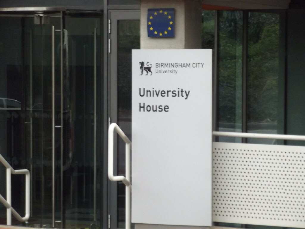 Birmingham City University University House Park Street, Birmingham