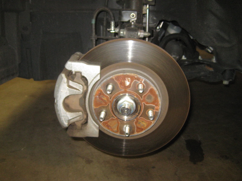 How To Change Rear Brake Pads On Mitsubishi Outlander 2017