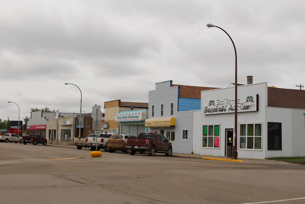 Oyen, Alberta, Canada Photos of the town of Oyen, Alberta,… Flickr